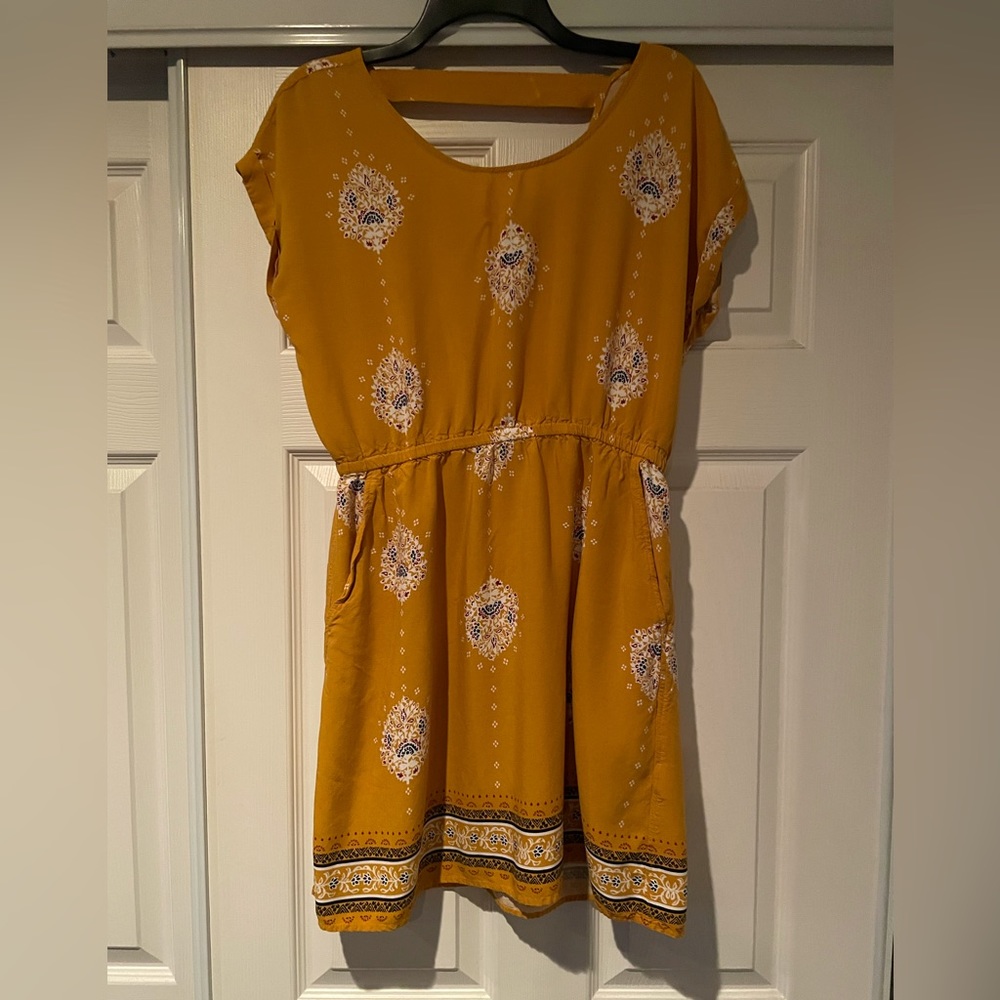 Pink Republic Yellow Dress w/ Pockets